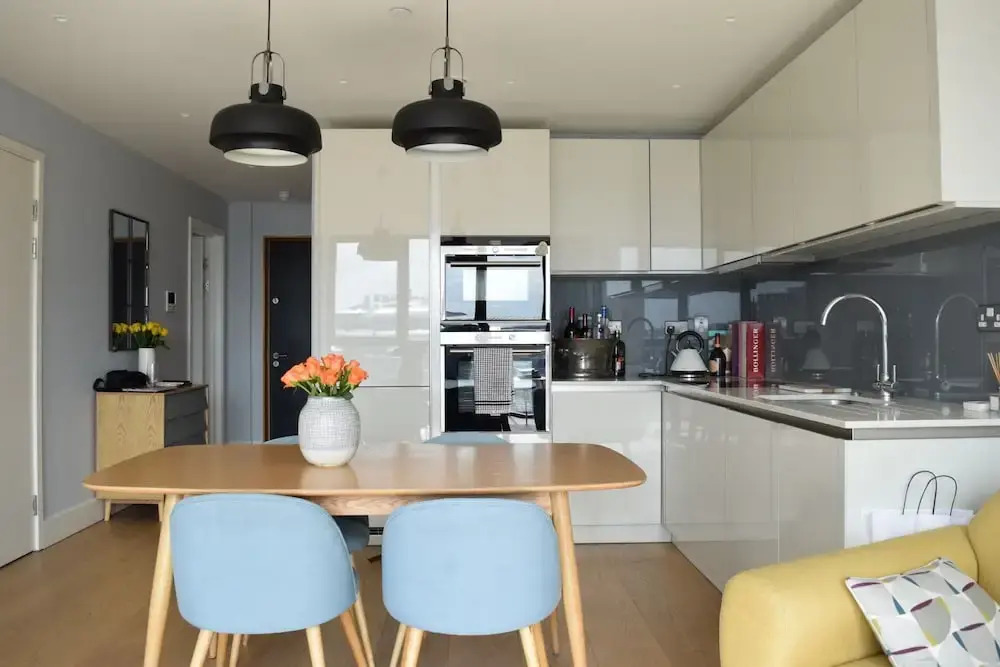 2 Bedroom Flat With Amazing London Views