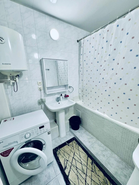 Luxury Apartment In The Center With 4 Rooms