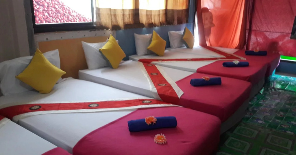 Delos inn Baankai Beach