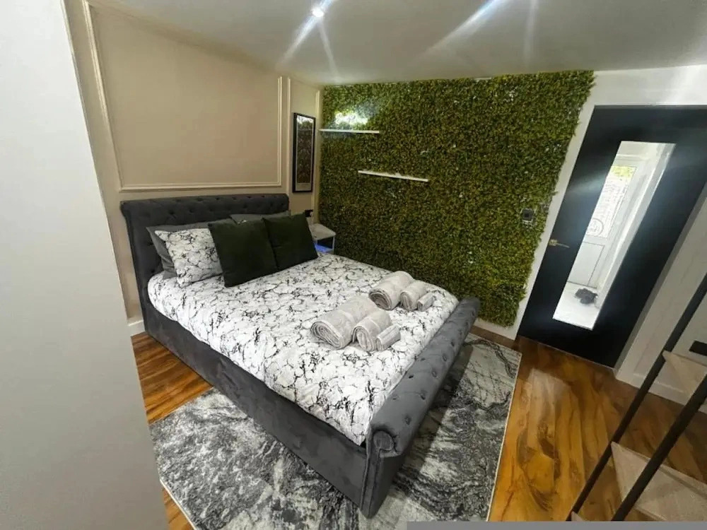 Cozy 1BR Mickle Trafford Stay Sleeps 3