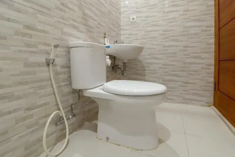 OYO 1200 Kencana Residence