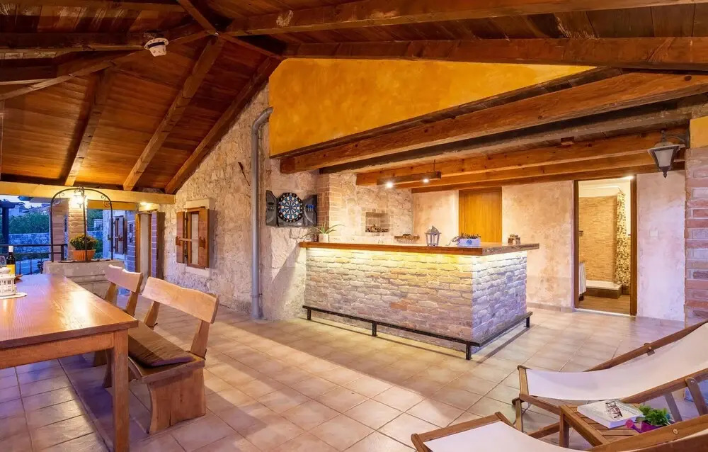 Gorgeous Home In Kras