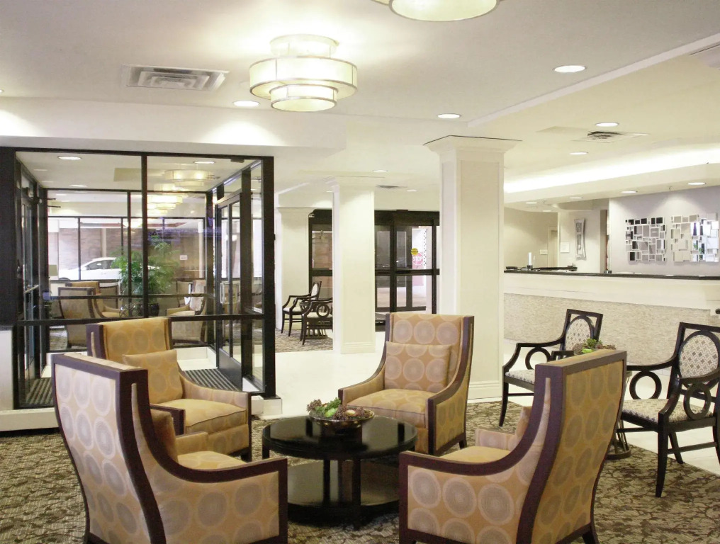 DoubleTree by Hilton Milwaukee Downtown