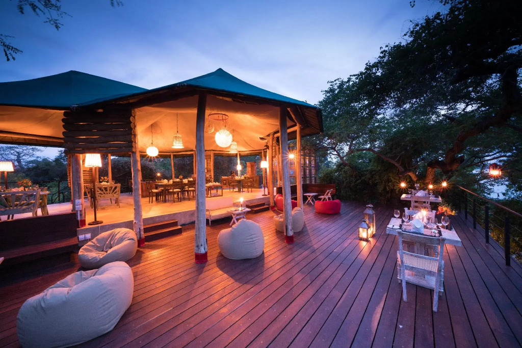 Flameback Eco Lodge