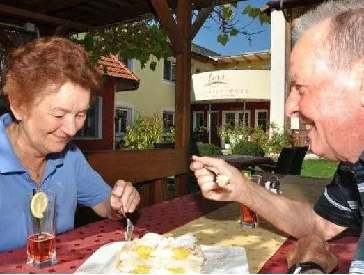 Hotel-Restaurant Teuschler-Mogg Bad Waltersdorf inklusiv Genusscard