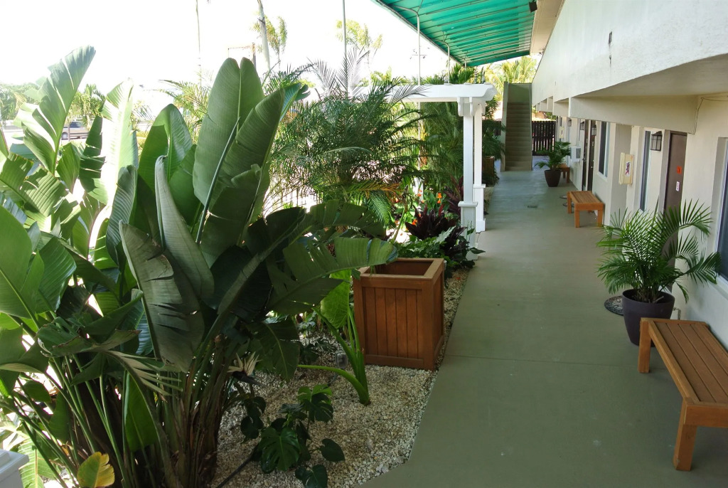 Отель Creekside Inn