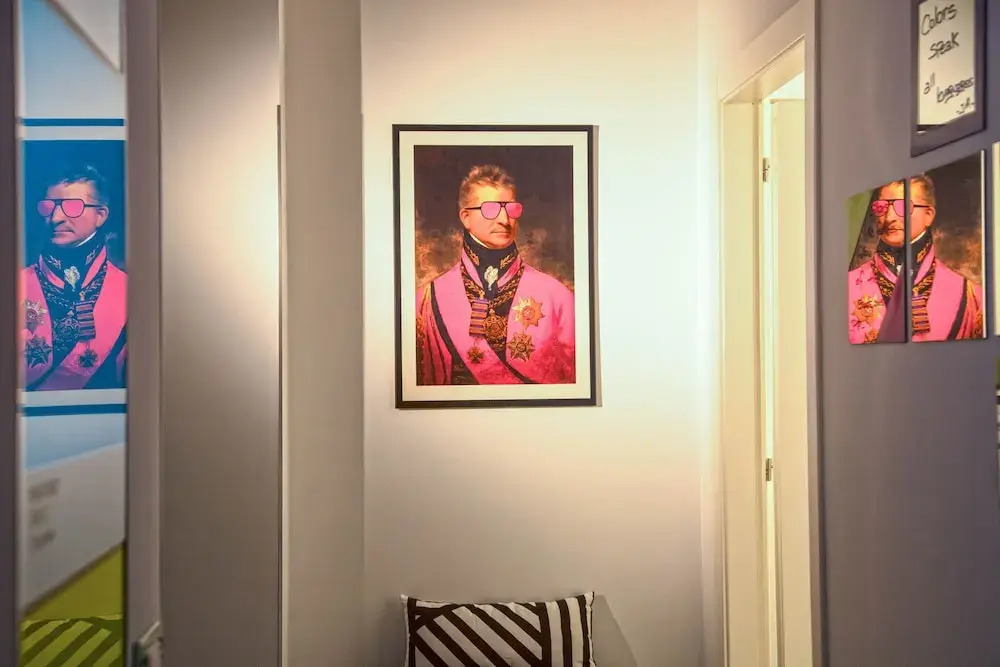 Ferdinando Arthouse Oversized Modern Apartment