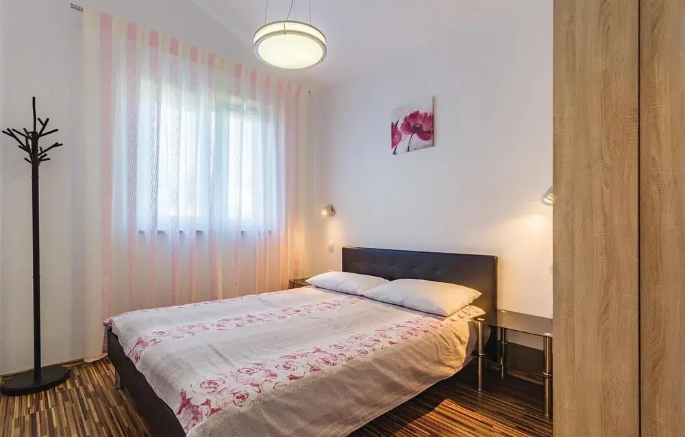Stunning Home in Fazana With Wifi and 3 Bedrooms