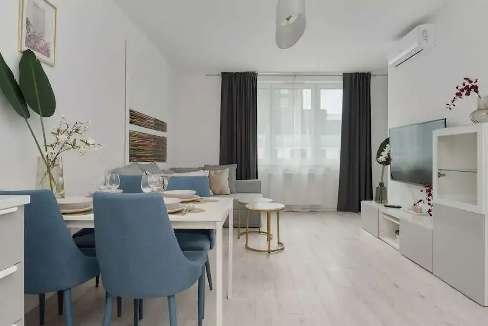 GWIAźDZISTA APARTMENT BY RENTERS
