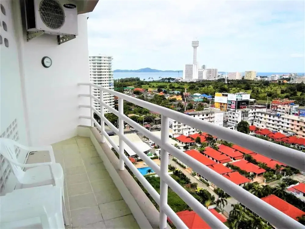 View Talay 2A Sea view condo on 16th floor Pattaya 1 bedroom