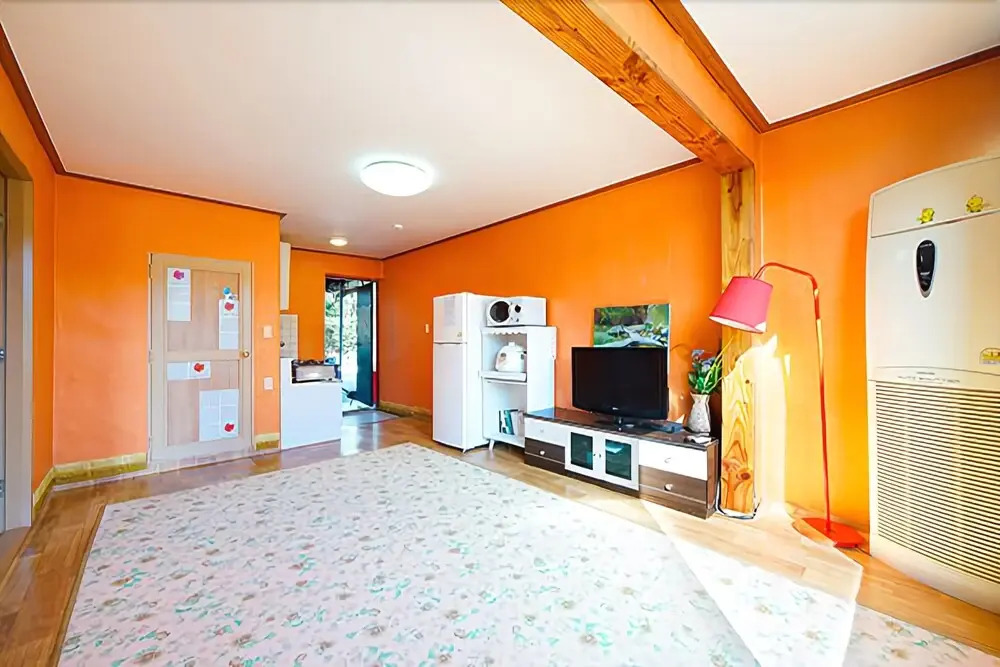 Taean Autumn Sea Pension