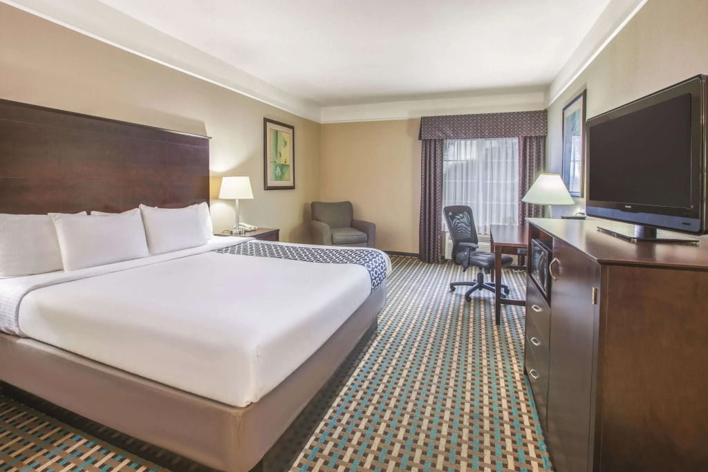 La Quinta Inn & Suites by Wyndham Bay City
