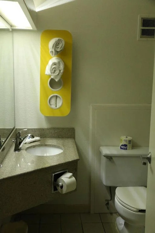 Motel 6