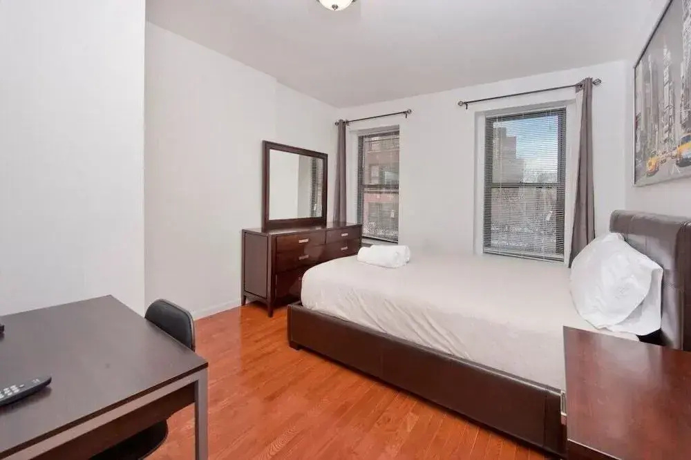 Cozy 2 BR on East Harlem