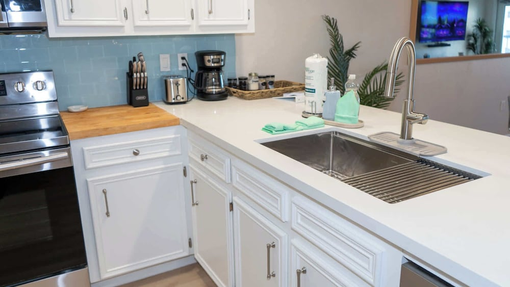 Saida 3603 - 6 Floor Gulf-front Remodel - Sleeps 8