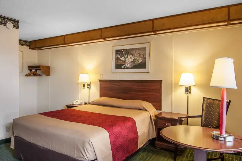 Rodeway Inn Convention Center