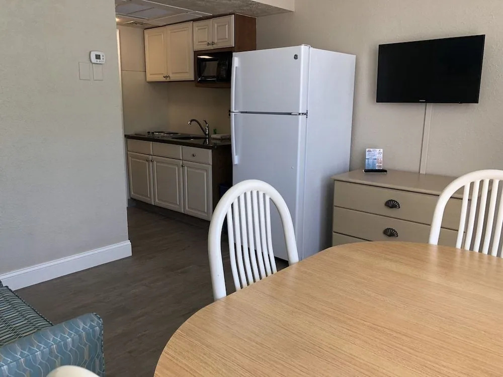 Biscayne Family Resort