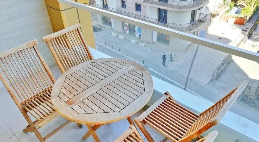 Sea Breeze Lux Apartments