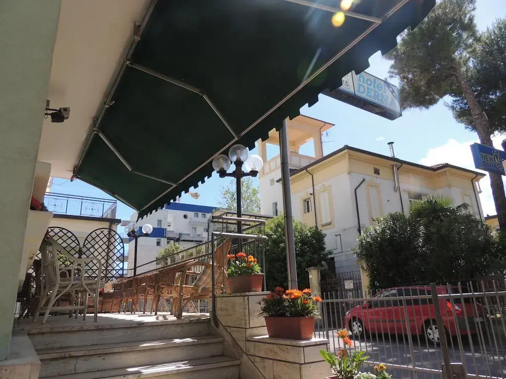 Villa Derna