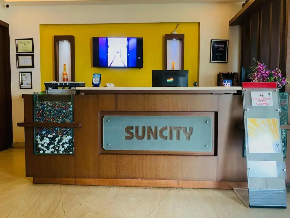FabHotel Suncity