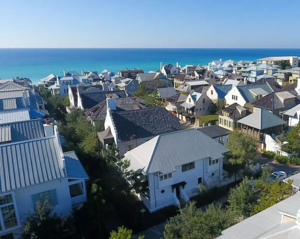 Birdhouse - 36 Town Hall Lane by Dune Vacation Rentals