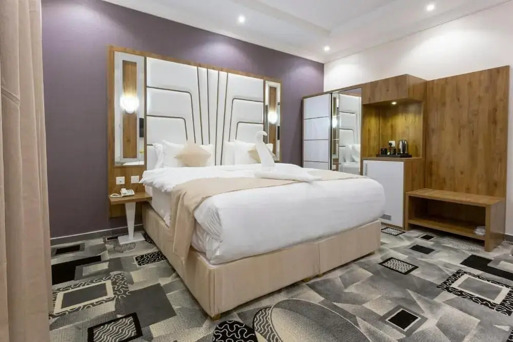 Dior Inn serviced apartments