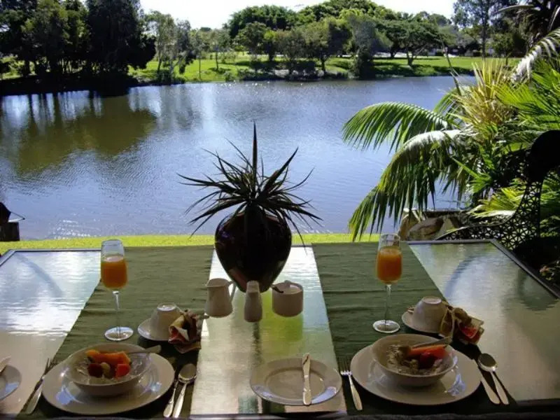 Alexander Lakeside Bed & Breakfast