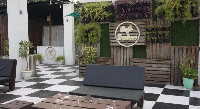 Hotel Sapphire