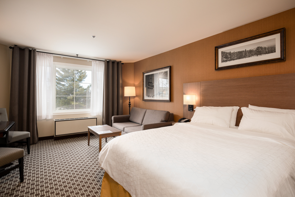 Holiday Inn Express & Suites Tremblant by IHG