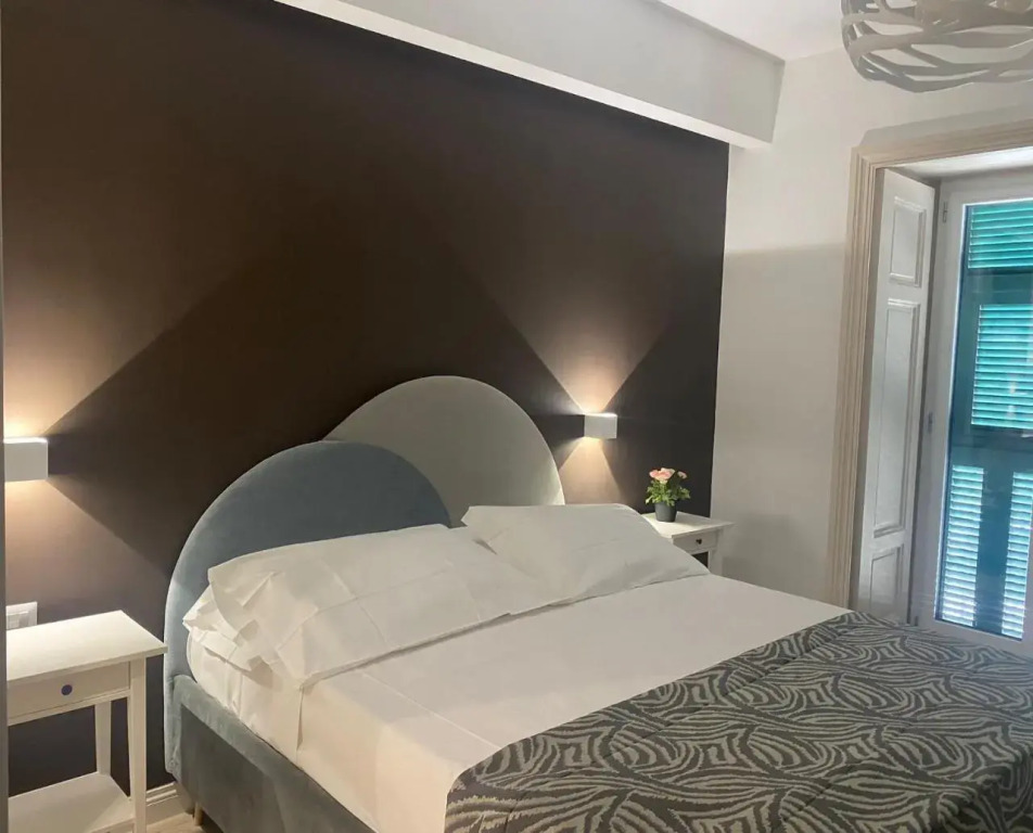 Suite Riviera 84