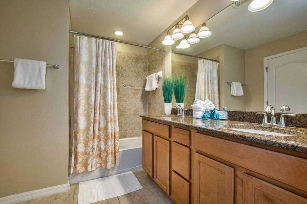 Paradise Palms- 4 Bed Townhome W/splashpool-3057pp 4 Bedroom Townhouse by RedAwning