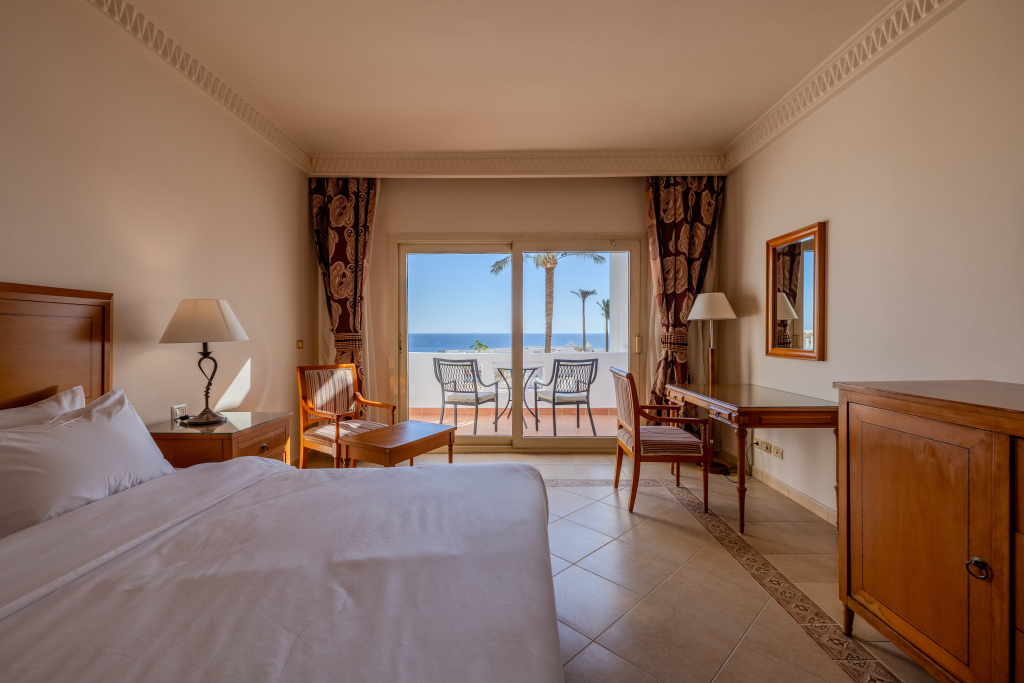 Continental Plaza Beach Resort (Ex. Inter Plaza Beach)