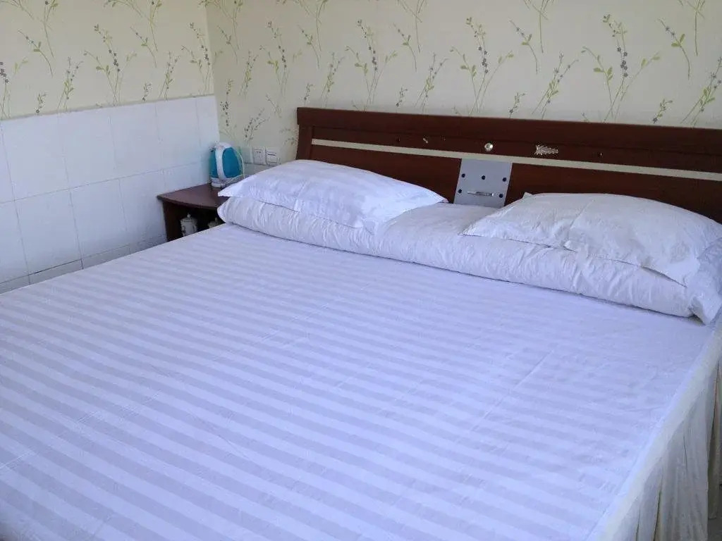 Qingdao Pianyiju Liansuo Hotel