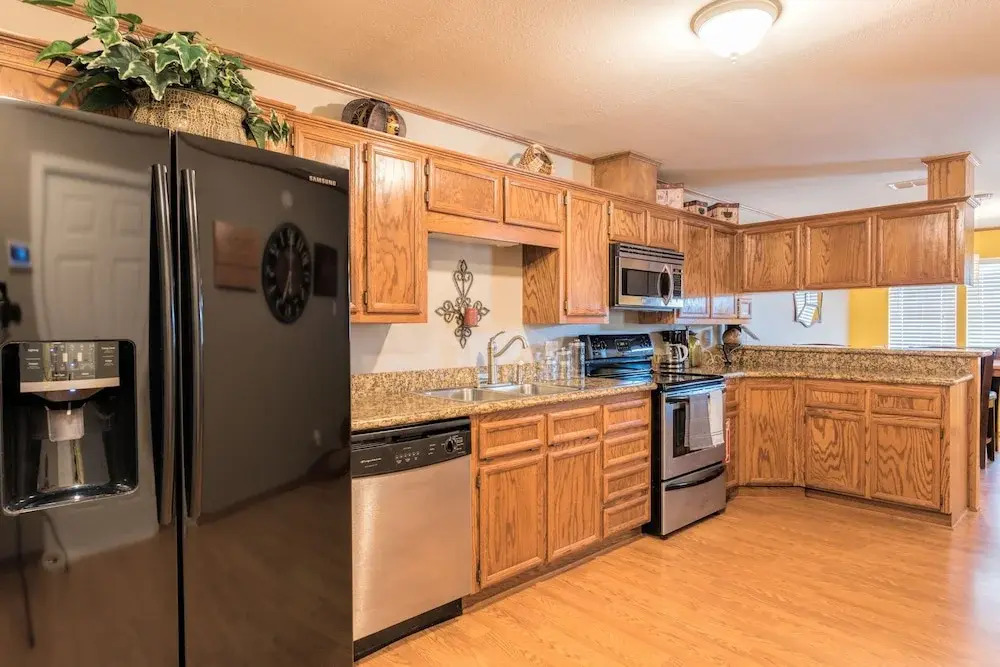 112 E Amberjack Duplex #1-2 - 6 Br apts by RedAwning