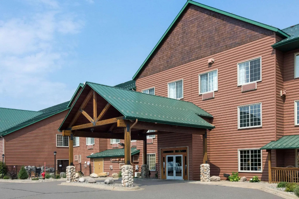 Rapid River Lodge