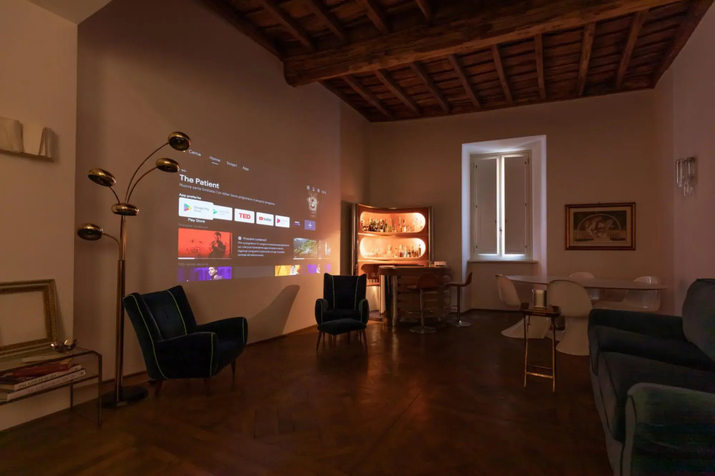 Chic And Style In Historical Via Giulia