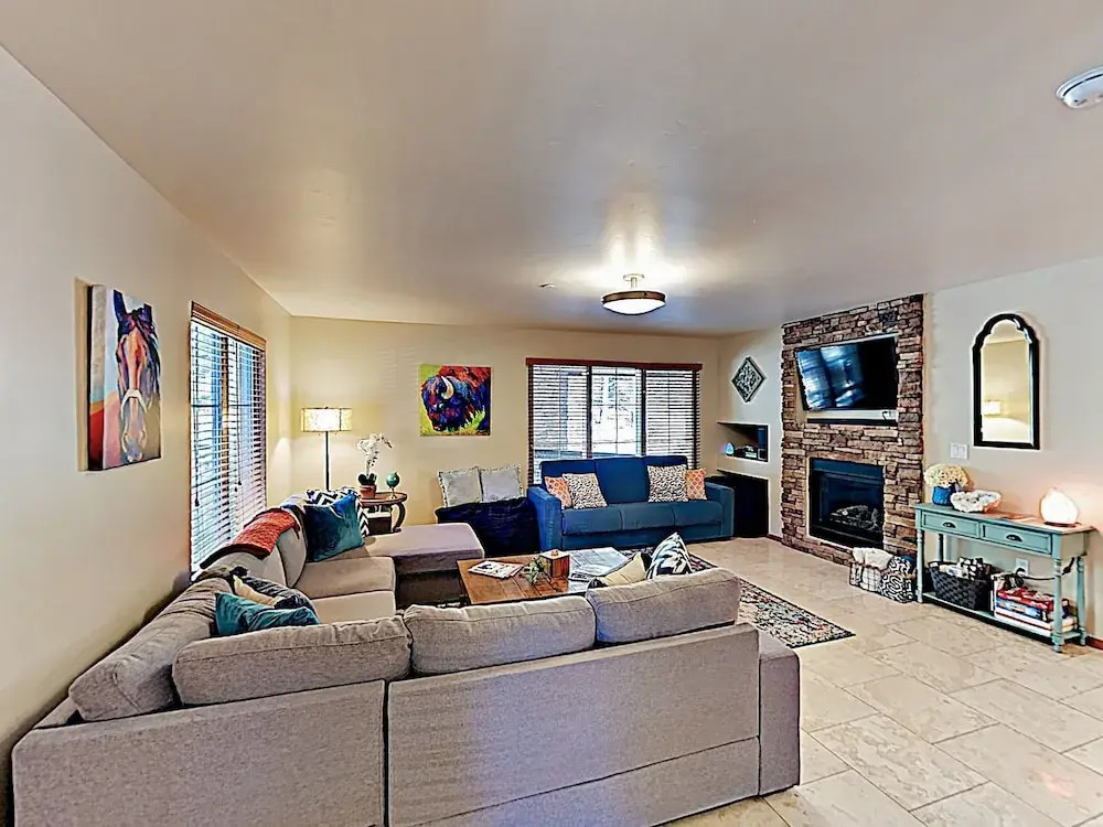 Twining Unit 202 - 2 Br Condo