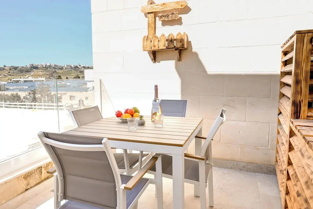 Viviani Court 2bd Modern Apt Xewkija Gozo
