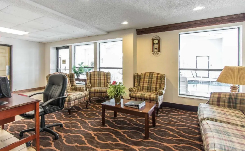 Quality Inn Moore - Oklahoma City