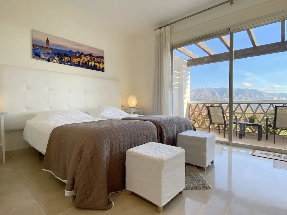 Tasteful Holiday Home in Cala de Mijas With Swimming Pool