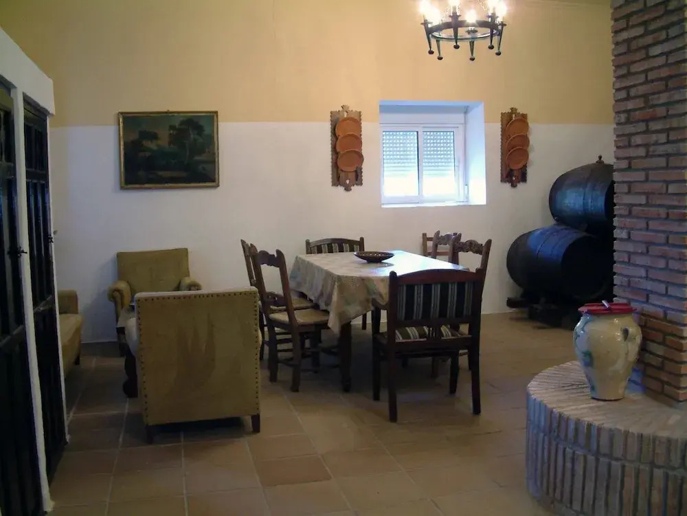 House With 9 Bedrooms in Aguilar de la Frontera, With Wonderful Mounta