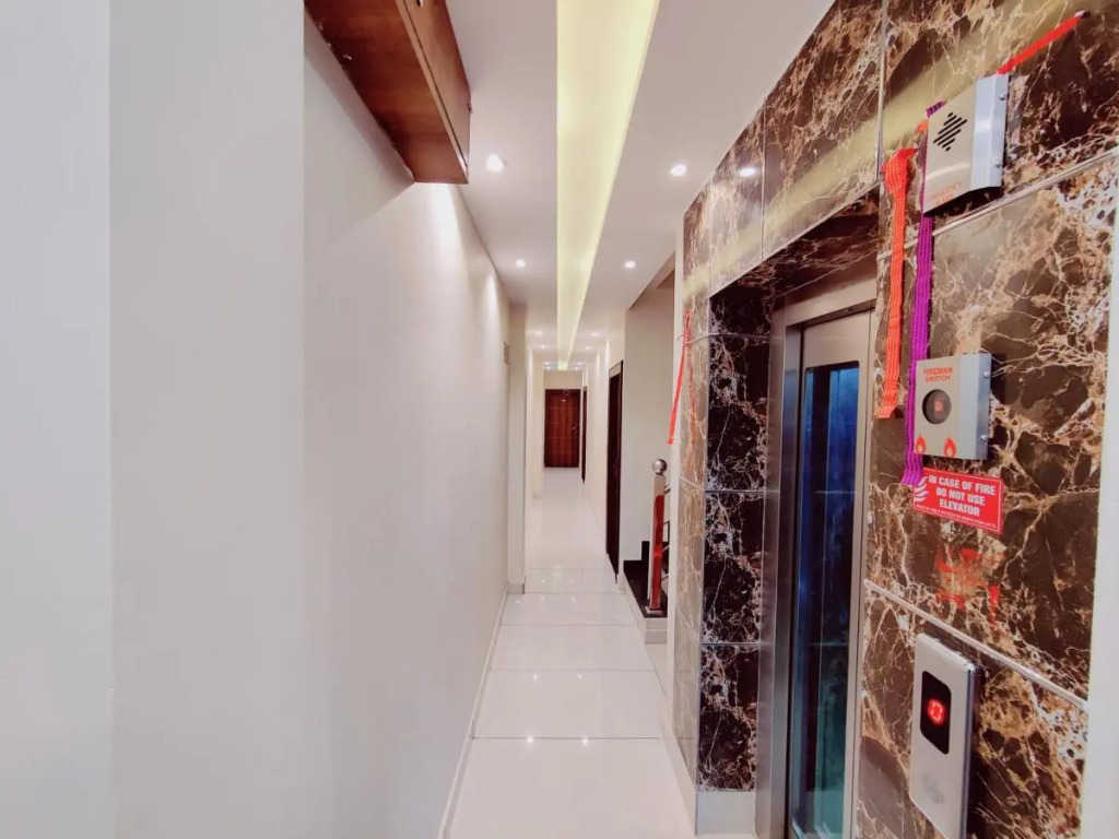 Perfectstayz Value Dwarkesh - Hotel Near Haridwar Railway station