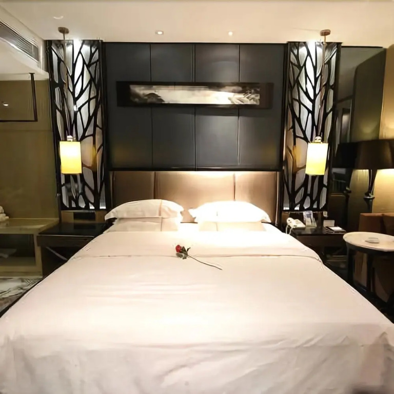 Tianhai Hotel