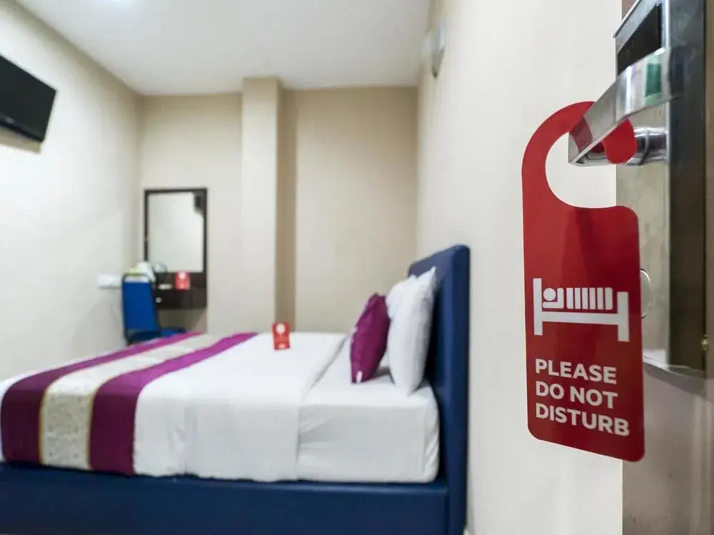 OYO 191 ML Inn Hotel