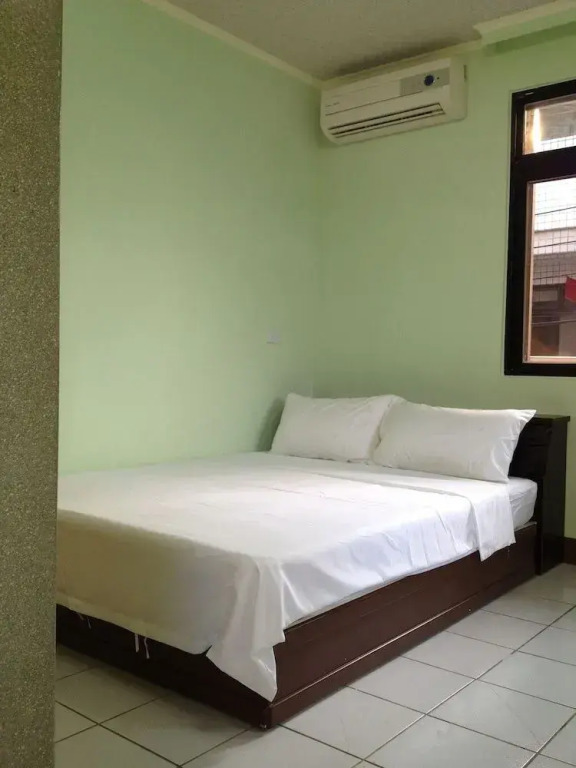 Yilan 96 Bnb Old Village Head House