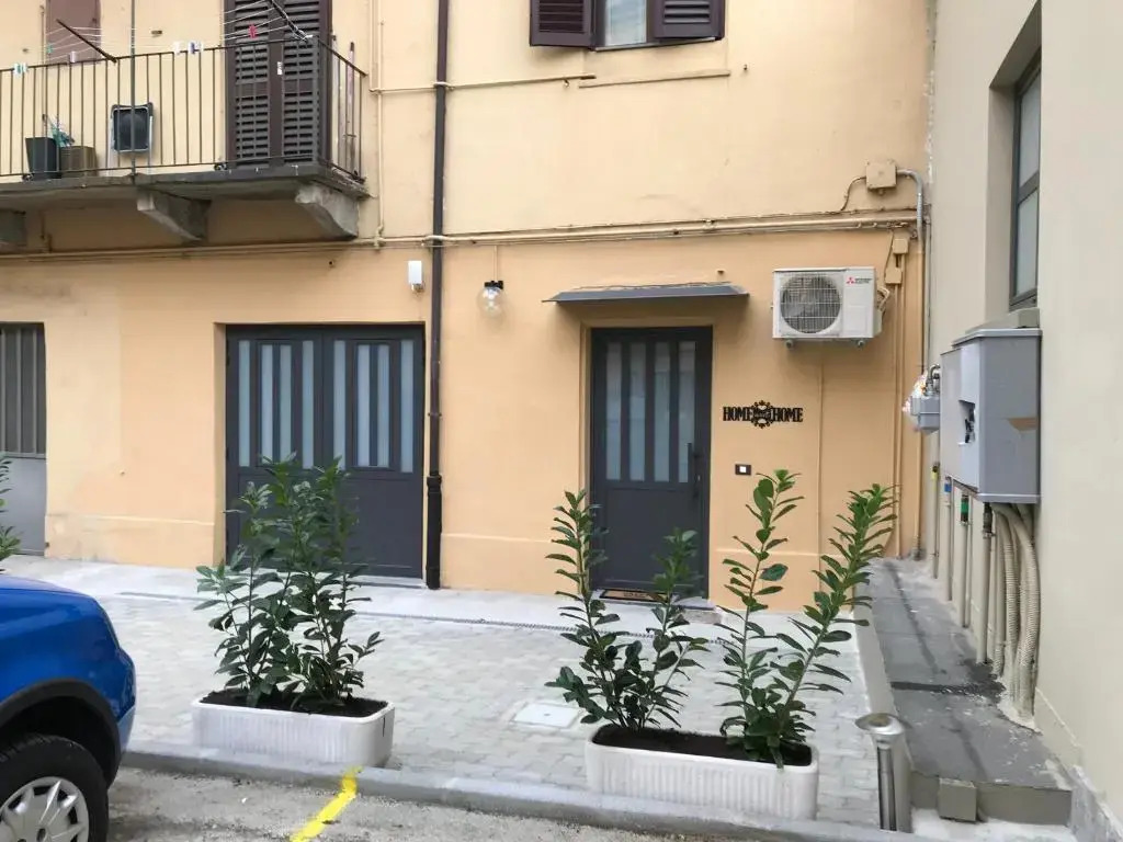 Via Giuseppe Mazzini home sweet home