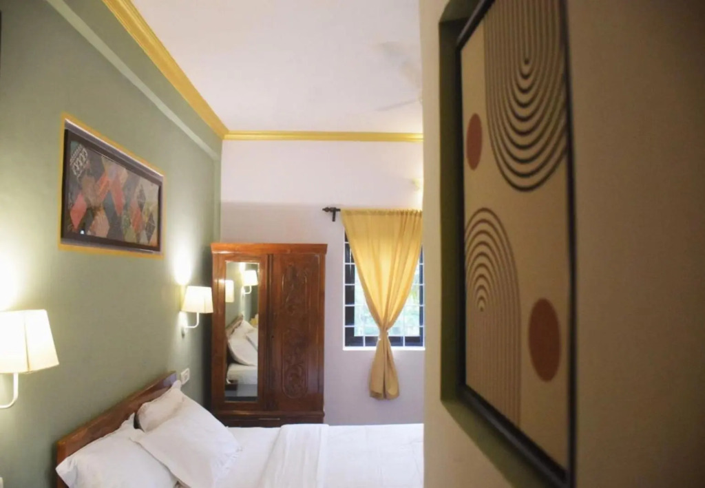 Laliguras Villa Beachside Escape - 100m from Candolim Beach