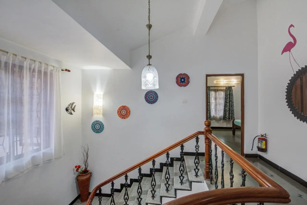 Villa Calangute Phase 17 -16 or 17BHK -Great For Large Groups