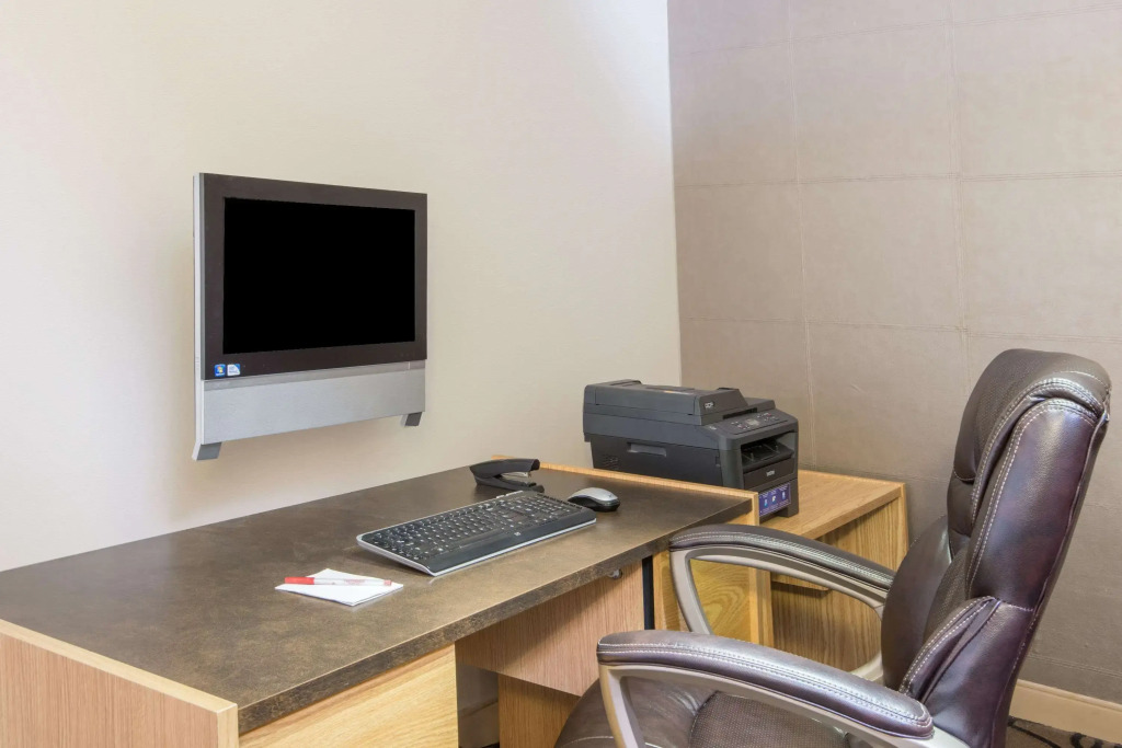 Ramada Plaza by Wyndham Niagara Falls