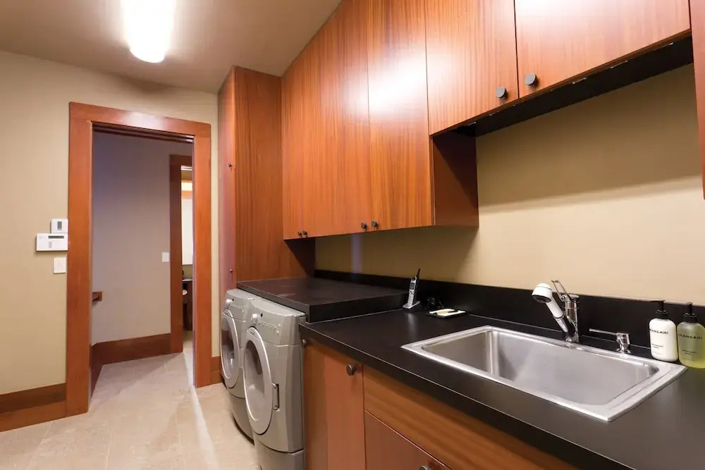 Aman Springs - Four Bedroom Home